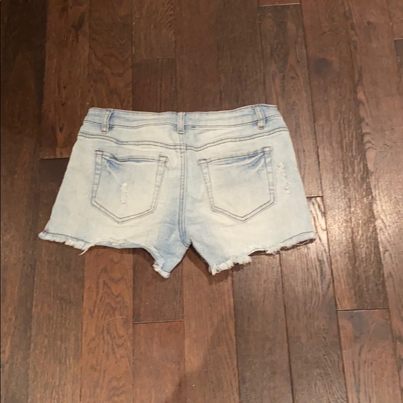 I think forever 21 shorts, size 03 - Picture 2 of 3